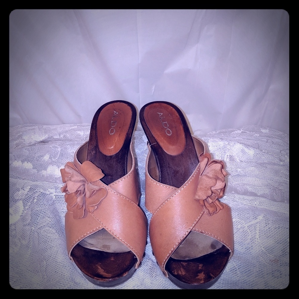 Aldo slip on wedged heels
